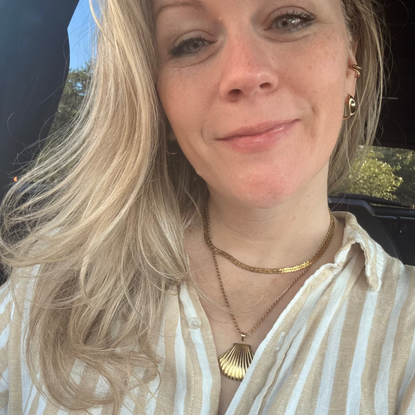 The Shore Pendant Necklace